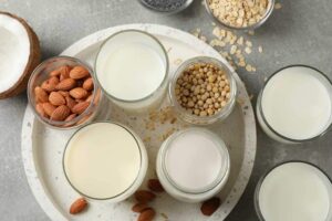 Mejores leches de almendras según la OCU